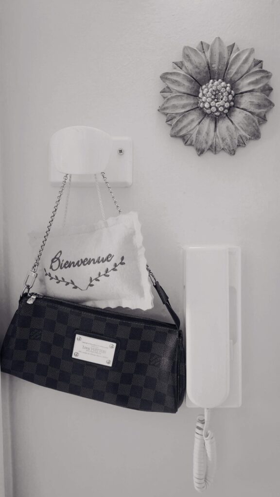 Cannes, Les Tambourines &middot; photograph 5